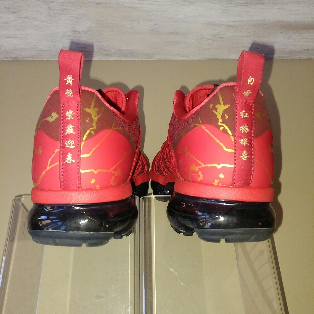 SAMPLE** Vapormax Run Utility 'Chinese New Year'